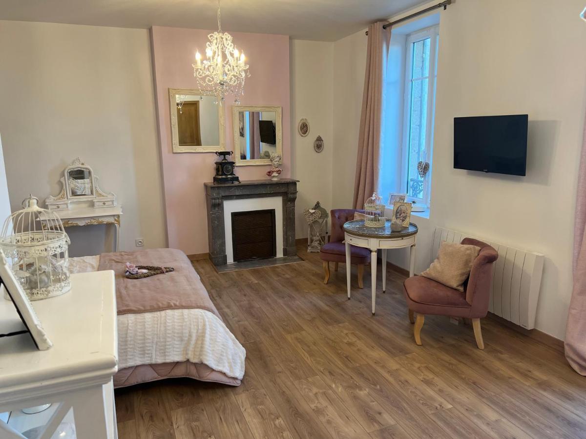 Chateau Segot Neuilly-le-Réal 外观 照片