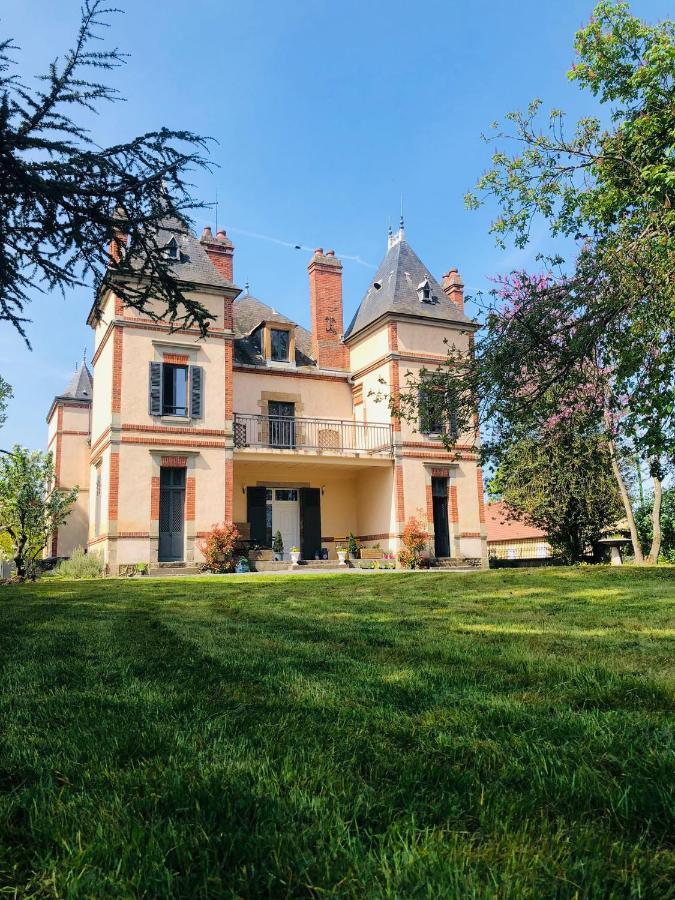 Chateau Segot Neuilly-le-Réal 外观 照片