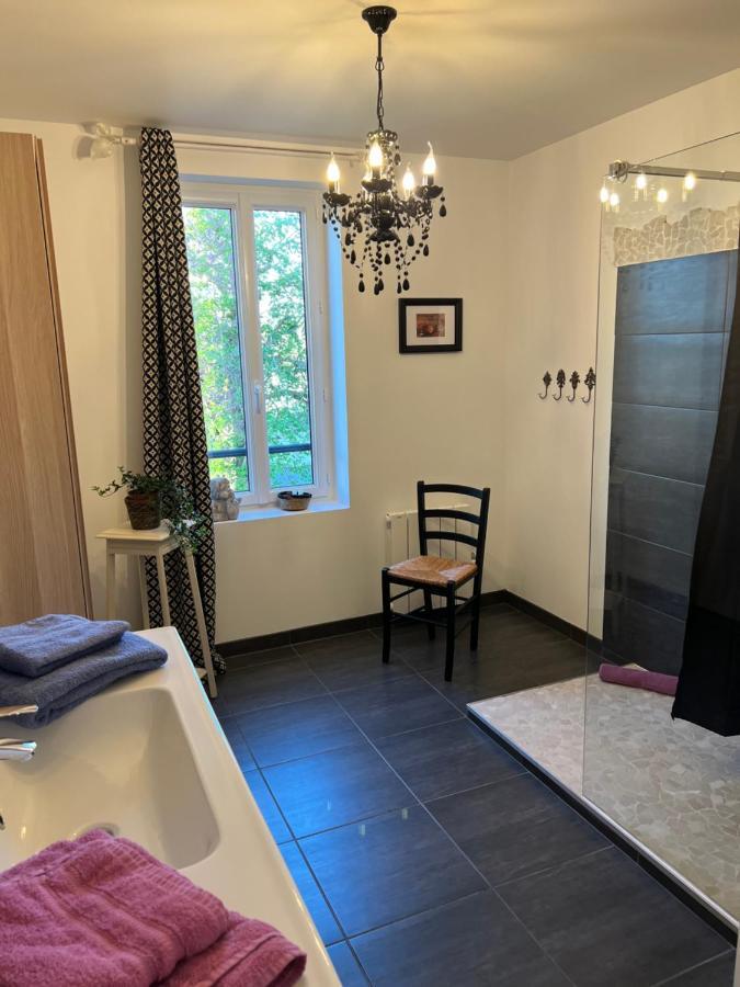 Chateau Segot Neuilly-le-Réal 外观 照片