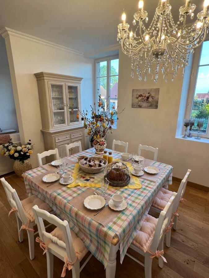 Chateau Segot Neuilly-le-Réal 外观 照片
